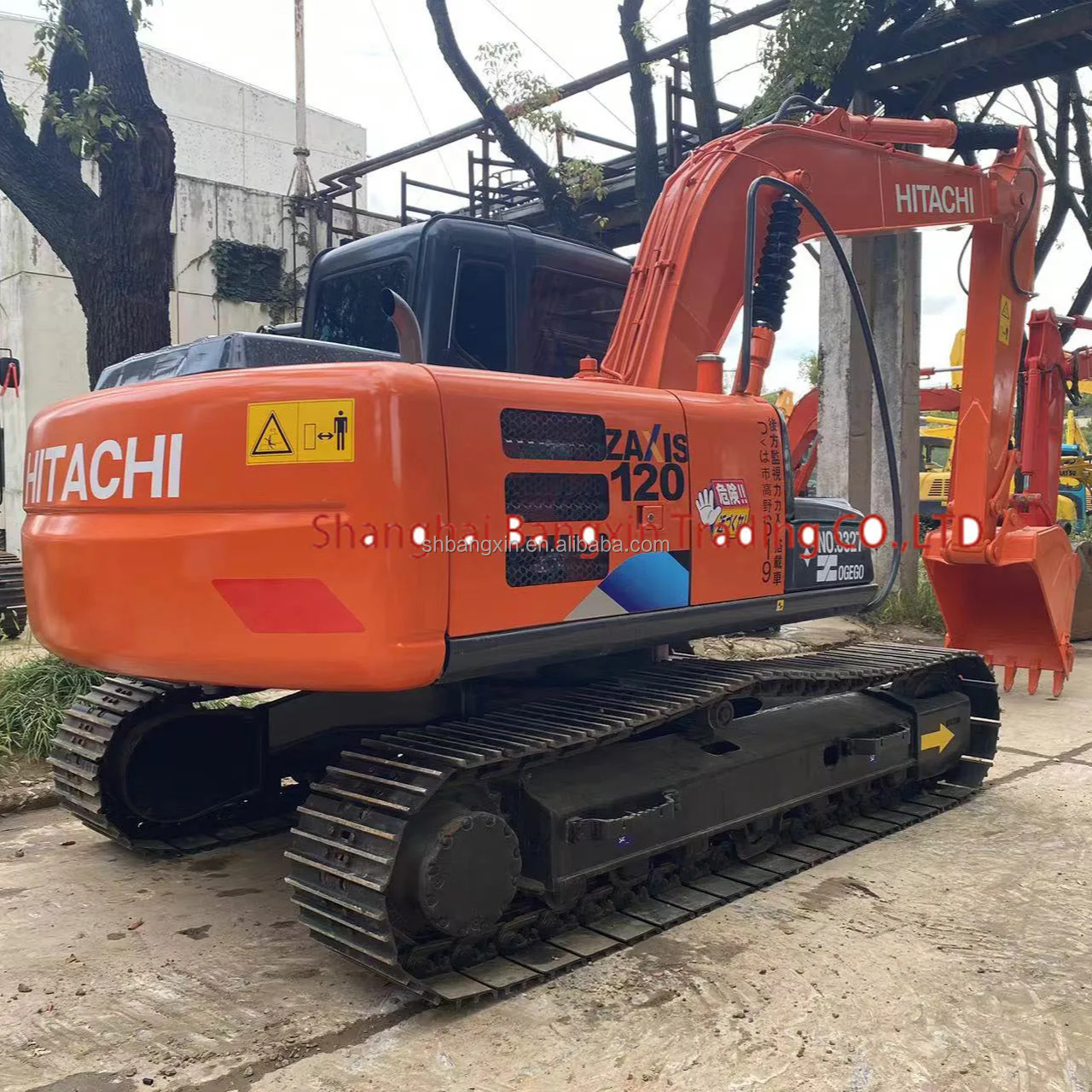 Small Machine Used Mini Excavator Hitachi ZX120 with Original Hydraulic Pump
