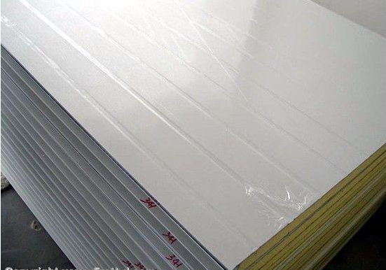 PU SANDWICH STEEL WALL PANELS 35 MM INSULATION, DENSITY 42KG / CBM