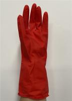 Le troupeau rouge du ménage M60g a rayé des gants de latex pour le nettoyage