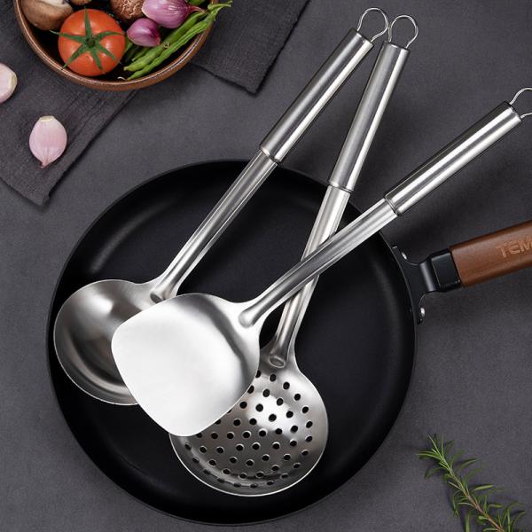 Stainless steel kitchen tool with stainless steel handle