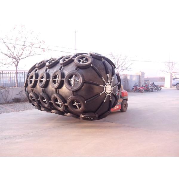 Boat Weight From 15000 - 200000T Of Pneumatic Air Filled Rubber Ship Fender
