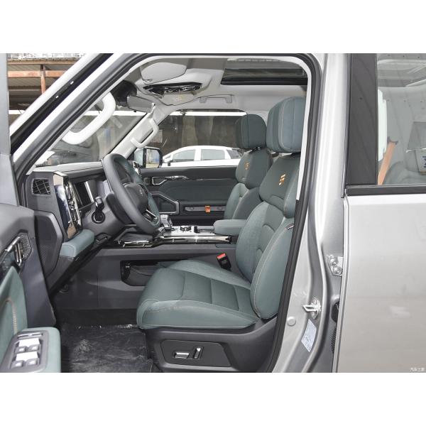 Chery Jetour Traveler T2 's 2024 Off-Road Driving PHEV SUV with Hybrid Energy Technology