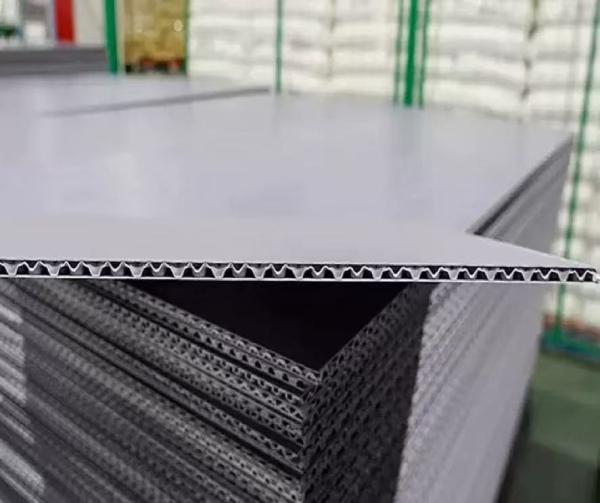 Chemical Resistant Honeycomb Corrugated Sheets Grey Honeycomb Plastic Panels 1220*2440mm