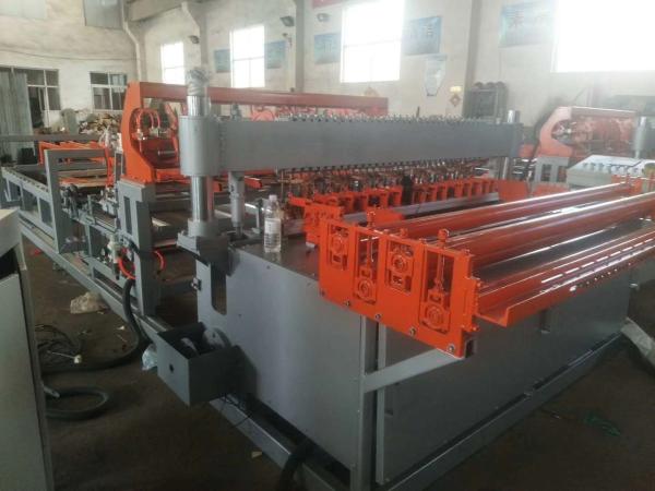 Width 1200mm Automatic Chicken Cage Mesh Welding Machine For Domestic animals