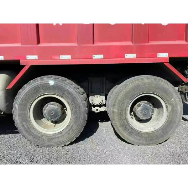 China Used Trucks Heavy SAIC Hongyan Dump Truck 8×4 Truck Technology Left Hand Drive 390hp