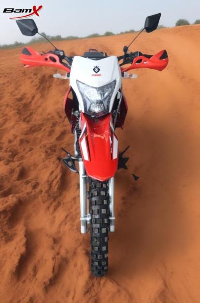o amortecedor duplo elétrico da bicicleta do esporte de 200cc 2.5l, os dentes profundos viaja de automóvel o esporte duplo