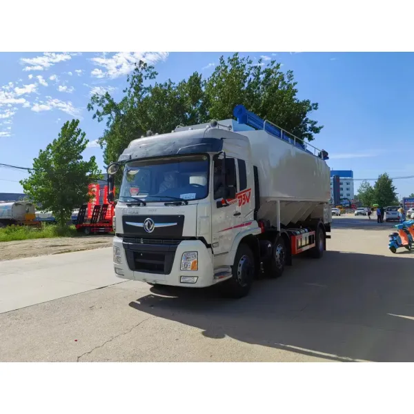 High-Capacity 47cbm Feed Transport Bulk Grain Delivery Truck