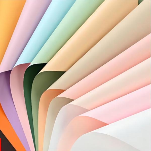 Papel de envoltura de flores al por mayor, materiales de embalaje para ramos de regalos, papel Ouya impermeable de dos colores, envío gratuito, papel de flores regalo incluido