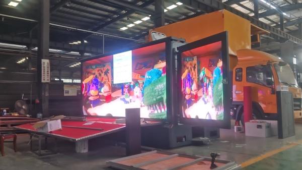 Vehicle Mounted LED Truck Mobile Digital LED Billboard Advertising Truck