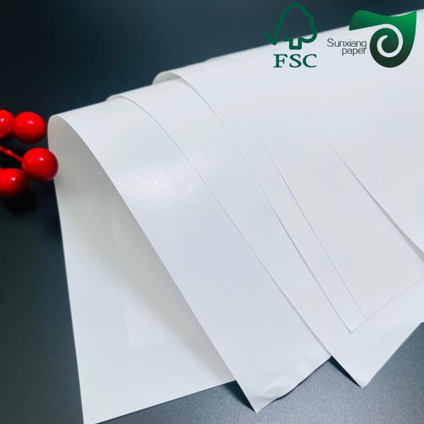 Papier d'art recouvert d'un côté à haute brillance 70 gm pour l'étiquetage Application brillante