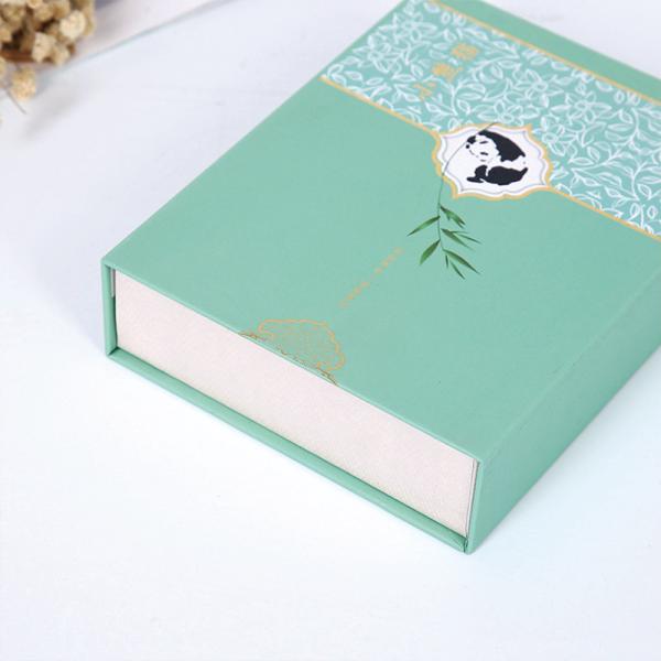 CMYK Printing Glossy Lamination Magnetic Wig Piece Packaging Box