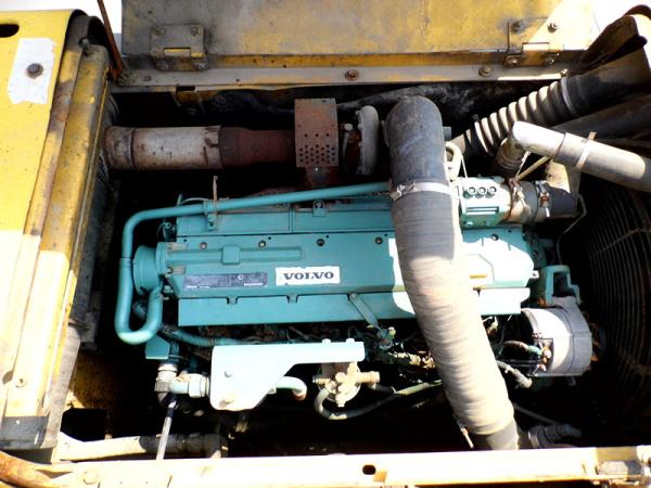 Used Volvo 240 Excavator For Sale
