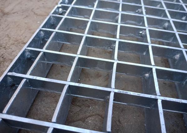 Painted Pressure Locked Grating Carbon Steel Long Working Lifespan