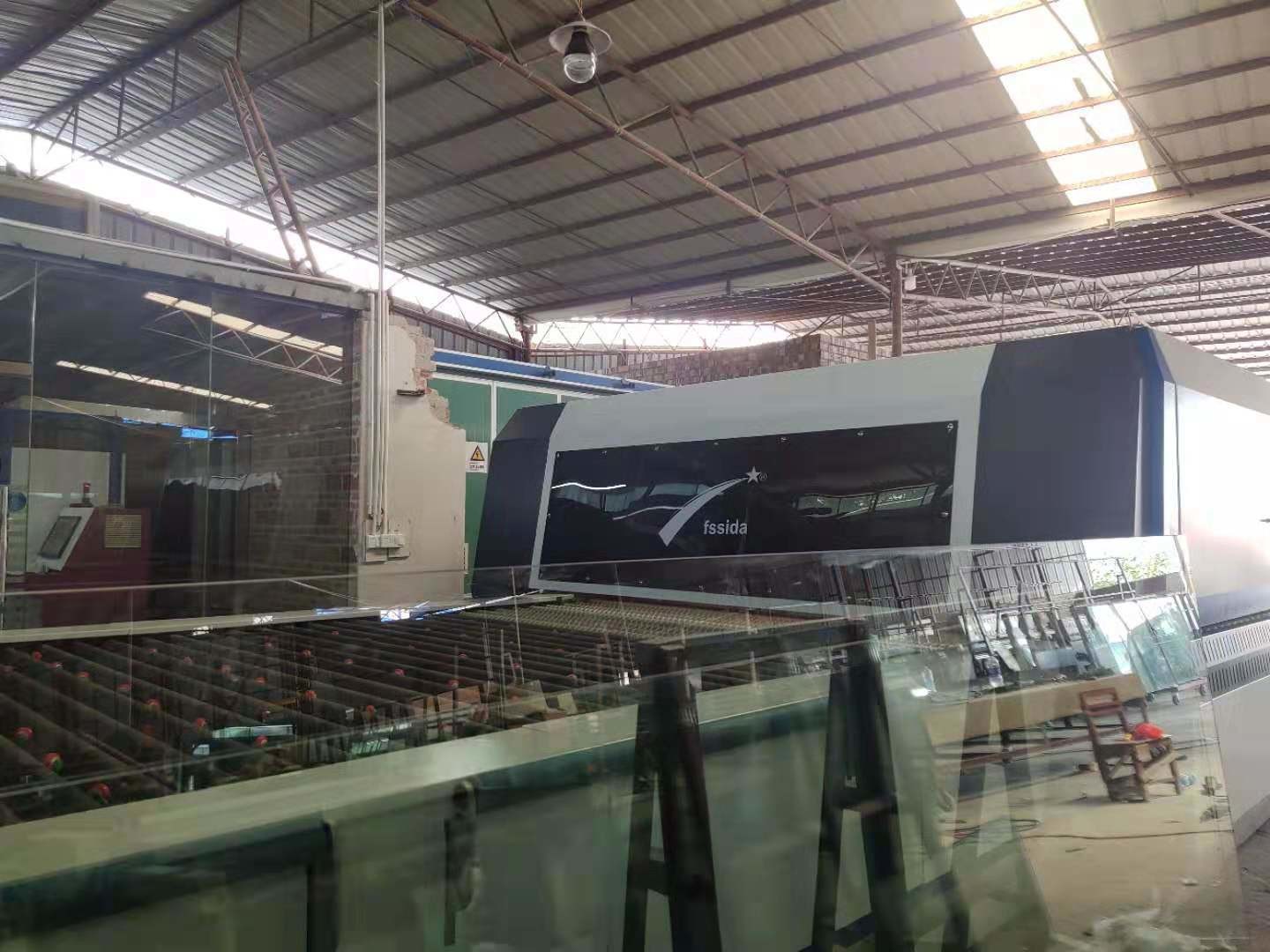 Flat Glass Tempering Furnace Convection Type for Durable Toughened Glass Production