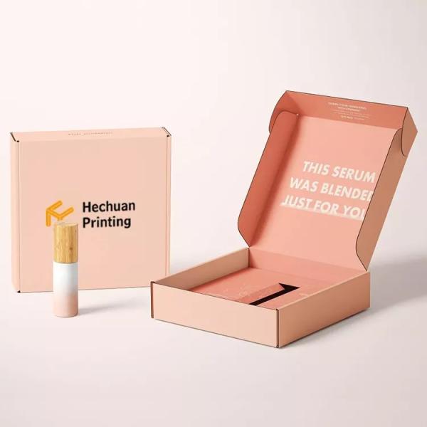 Hard Paperboard Luxury Cosmetic Packaging Boxes Magnetic Closure