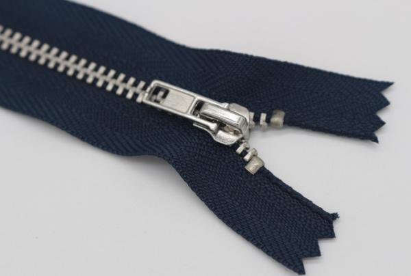 Personalized Pulls Heavy Duty Parka Zippers , Reversible 7 Inch Separating Zipper