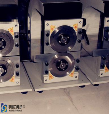 Precisão que ajusta a máquina do PWB Depaneling do corte de V com lâminas circulares
