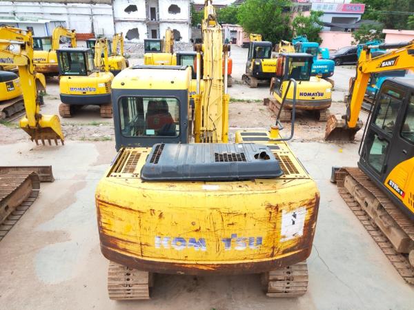                  Japanese Used Komatsu PC130-7 2015 Year Construction Machinery Used Excavator Komatsu PC70 PC100 PC120 PC128 PC130 PC138 PC158 PC160 PC200 PC220 Digger Hot Sale             