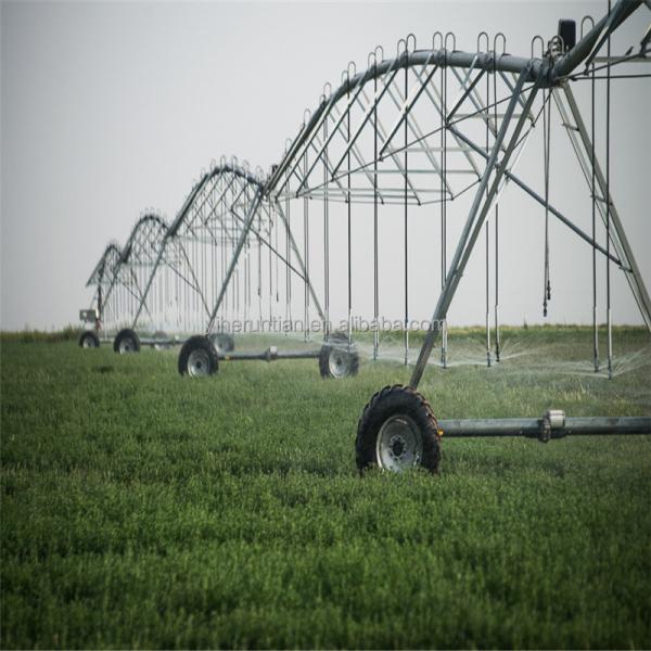 Portable Mobile Control Agricultural Irrigation System 2200 KG Farms Movable Center Pivot Metal Gearbox Bearing Used Sale