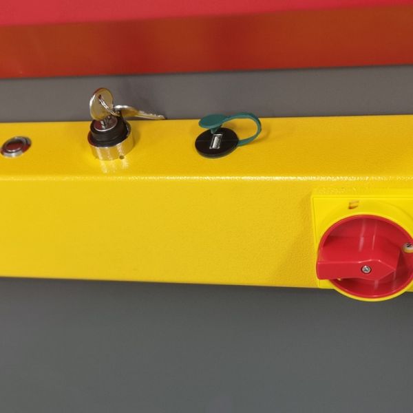 Automated X-ray inspection System with 530*530mm Table 10KG Load Capacity and 200μA Tube Current