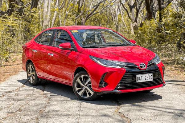Sedan médio dos carros elétricos 190km/H Max Speed FWD 5 Seater de Toyota Vios
