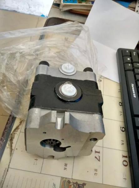 PVD-2B-50P-16G5 Gear pump of Nachi hydralic piston pump for excavator