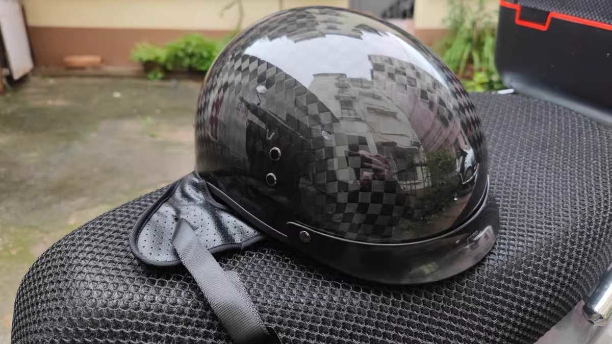 Customized Logo Accepted Carbon Fiber Retro Spoon Helmet for Direct of 12k Half Helmet