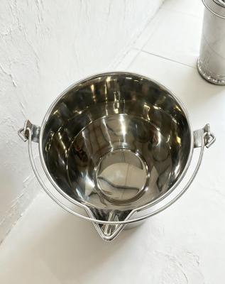 Handle Type Stainless Steel Feed Bucket , 20L Stainless Steel Milker