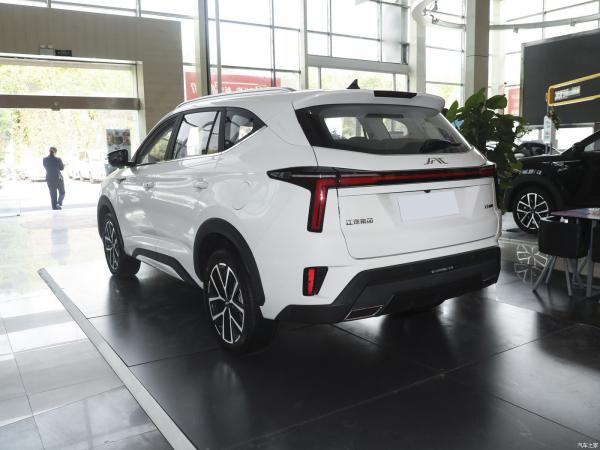 2024 Jac X8 Plus 7-Seater LED Headlight Gasoline SUV with 50-80L Fuel Tank Capacity
