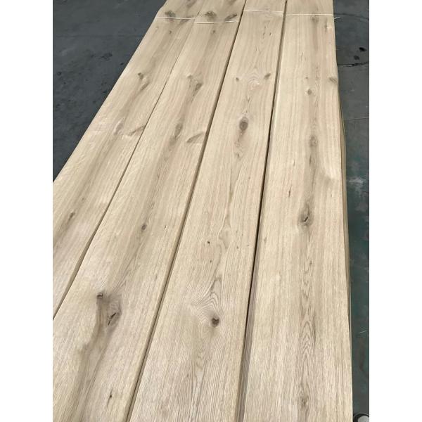 Rustic Style Knotty Oak Natural Wood Veneer for Furniture Door Plywood from www.shunfang-veneer-com.ecer.com