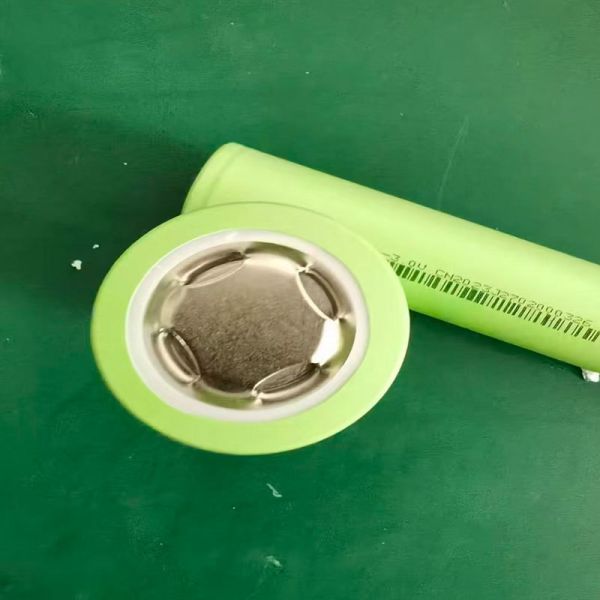 Sodium Ion Battery 33140 Cylindrical Long Life Low Temperature Cell 10Ah Na Ion Battery