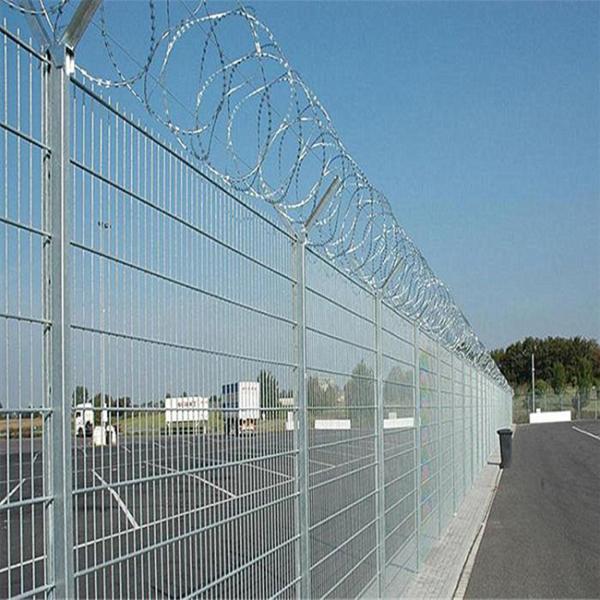 Double Wire Airport Security Fencing 1.2m 1.8m 2.0m Barbed Wire Fence