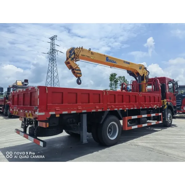 Premium Shacman 6-Wheel and 8-Wheel Trucks with Crane