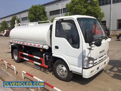 3000 Liters ISUZU Water Truck Power Steering With Radial Tires