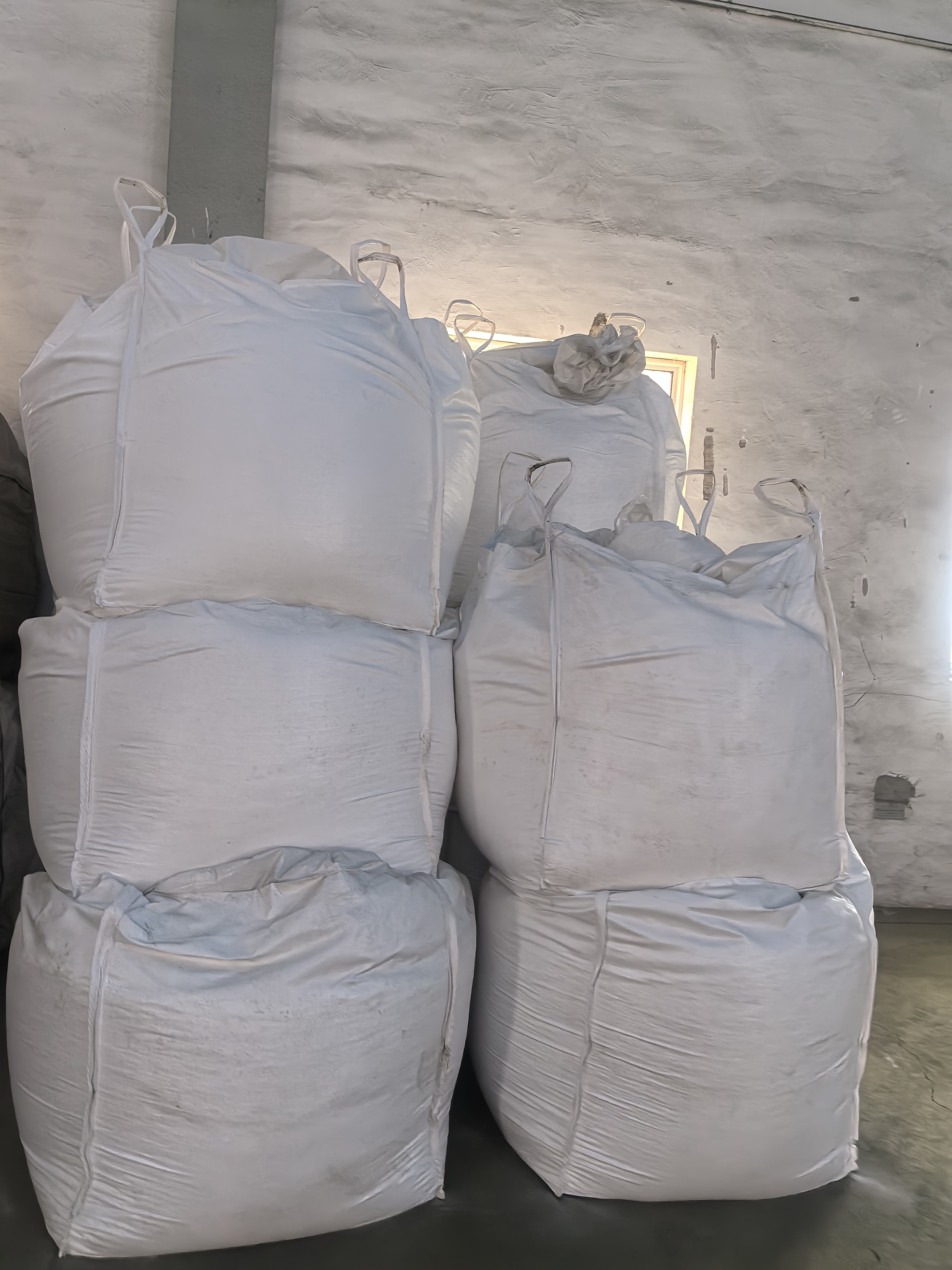 99% Min Industrial Grade Anhydrous Sulphate  80% White Powder Excellent Drying Performance