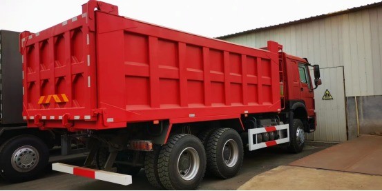 Sinotruk Howo Truck 6x4 Dump Truck 371hp Euro 3 with Dimensions L x W x H mm 8614