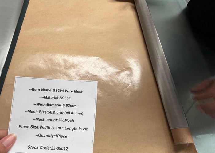 300Mesh 0.03mm Wire diameter SS304 Stainless Steel Woven Wire Mesh for Food industry use