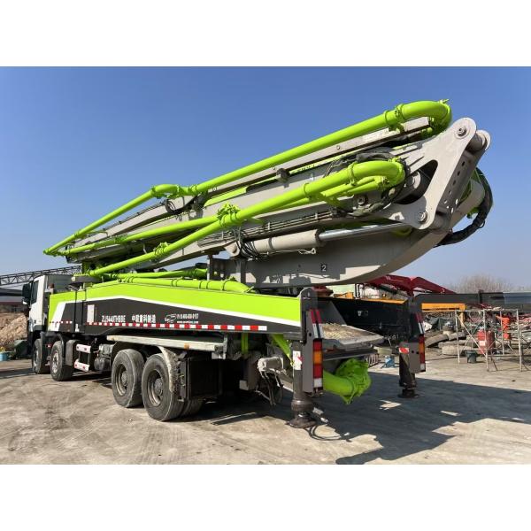 Usados 56 metros de camión de bomba de hormigón 56 metros de remanufactura de camiones de bomba los procedimientos están completados
