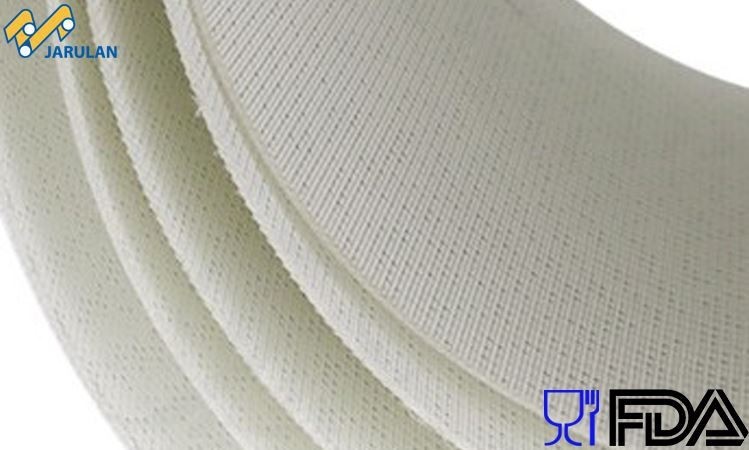 White Food Grade PVC Smooth Surface Conveyor Belt 2mm-6mm Thickness for Food Processing Industry