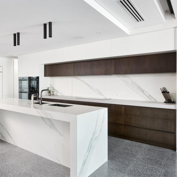White Lacquer And Timber Veneer Kitchen Units L Shape Kitchen Unit
