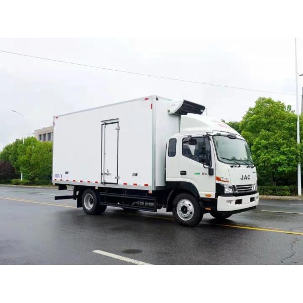 5 Ton JAC 4x2 Refrigerated Van Freezer Box Truck  in Chile 4L Engine Capacity