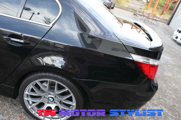 Крыло волокна углерода задего BMW E60 M-TECH