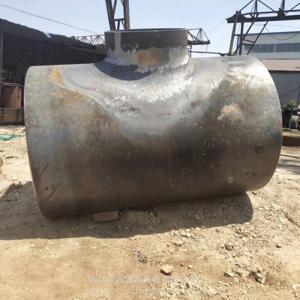 Large Diameter Weldable Steel Pipe Fittings  Customized Butt Weld Tee