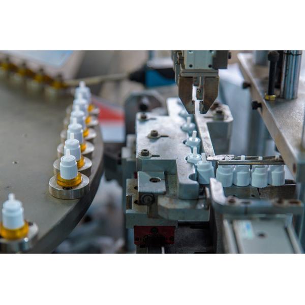 Colorful Plastic Perfume Crimp Spray Pump 16mm Tight Seal Non Spill