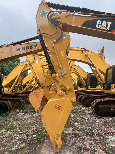 Em bom estado de utilização Excavadora hidráulica Cate 320D com motor modelo CAT C6.4ACERT