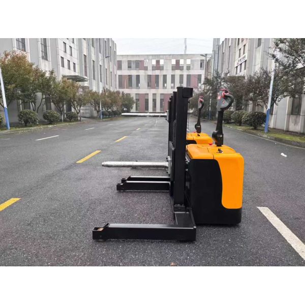 Capacidad de carga nominal 5000 kg Alturas de elevación 1200 mm