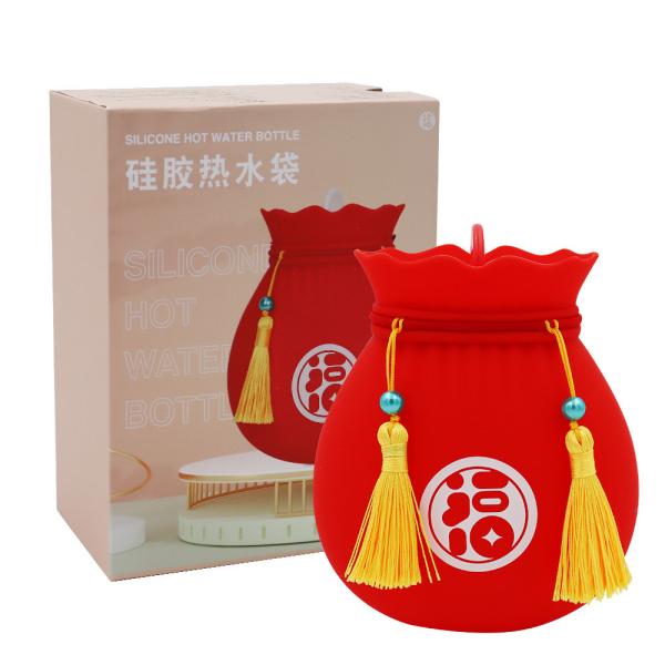 Bouteille d'eau chaude avec couvercle tricoté Mini sac à eau chaude en silicone pour soulager la douleur Taille dos Cou Crampes menstruelles pour les enfants