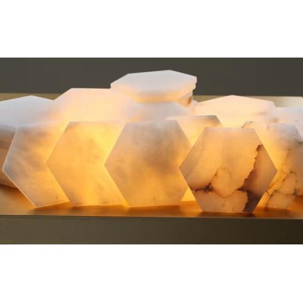 Lámpara de colgante de mármol de diseño moderno.