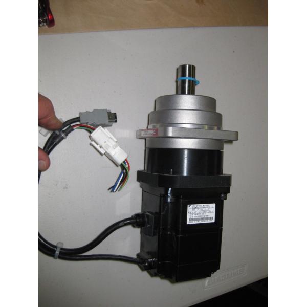 SGMPH-02BAAJ36C Yaskawa Brand New Servo Motor Original In Box