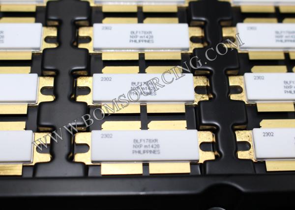 BLF178XR 28dB Mosfet Power Transistor 50V 40mA 108MHz Frequency